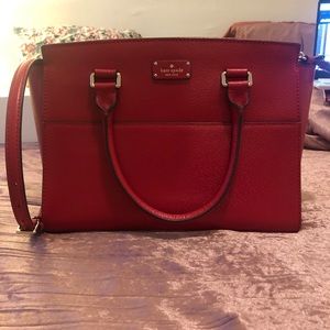 Kate Spade Grove Street “Lana”. In hot chili.  EUC